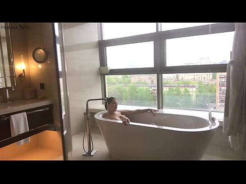 ❤️ Enorme babe die hartstochtelijk haar poesje aftrekt in de badkamer ☑ Fuck video at porn nl.pornmega-com.ru